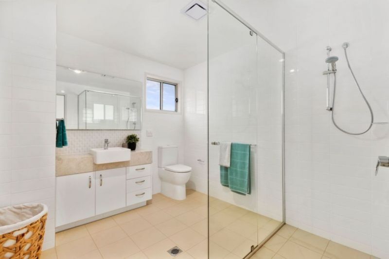 Charming three-bedroom villa with attached garage