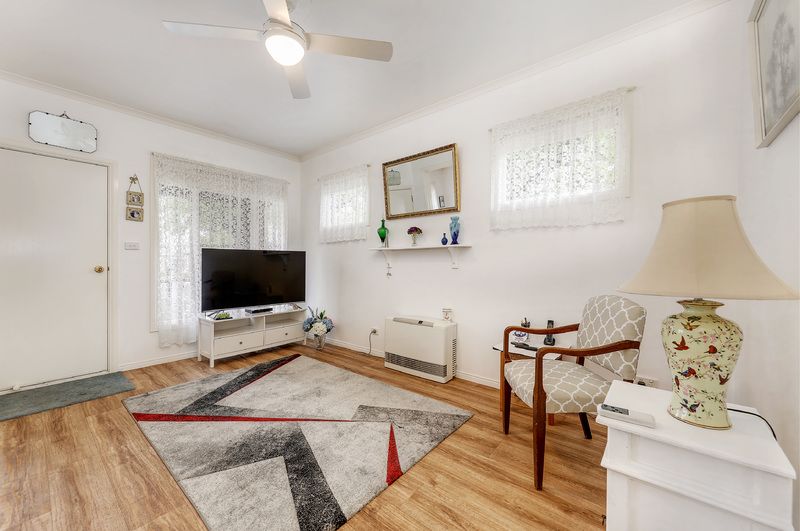 1 bedroom home in pet friendly community