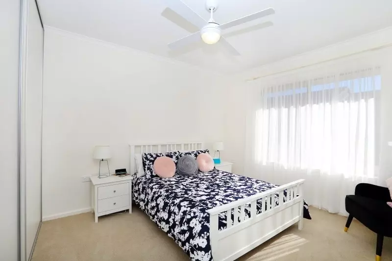 Spacious two bedroom unit in an ideal location 