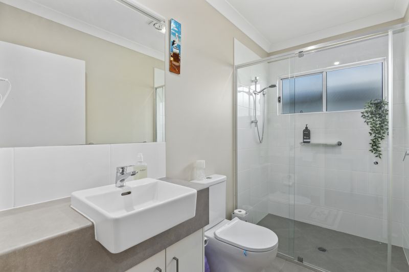 Fresh, Bright & Move In Ready!