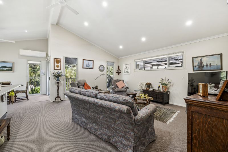 Nature Lover's Haven – Modern Two-Bedroom Home + Study