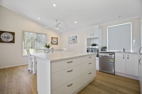 BRAND NEW THREE BEDROOM WILL IMPRESS