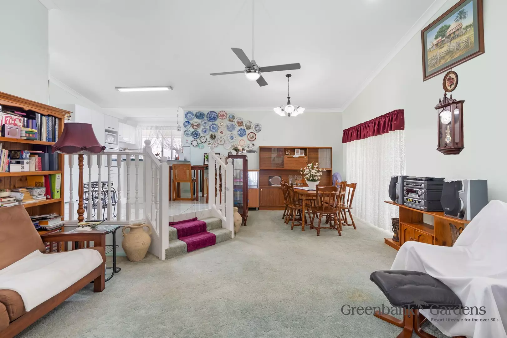 Beautiful 3-bedroom Home - GREENBANK GARDENS
