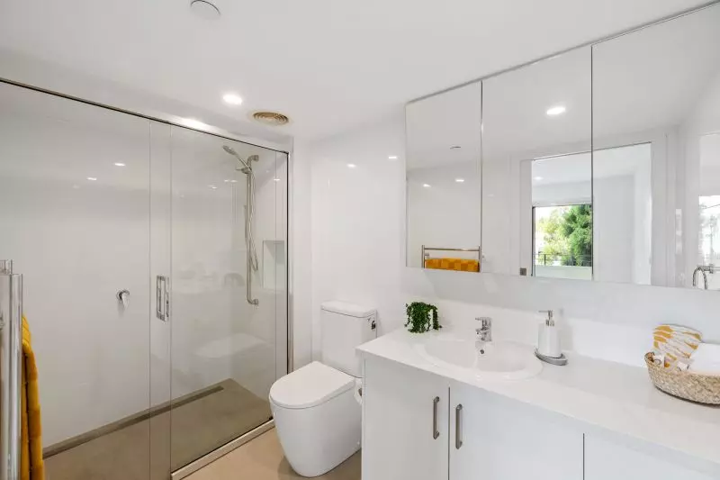 South Facing one-bedroom apartment