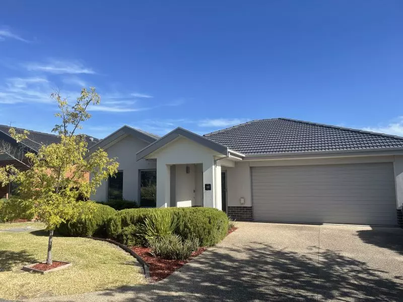 DEPOSIT TAKEN - Peninsula Grange  'The Bayside'