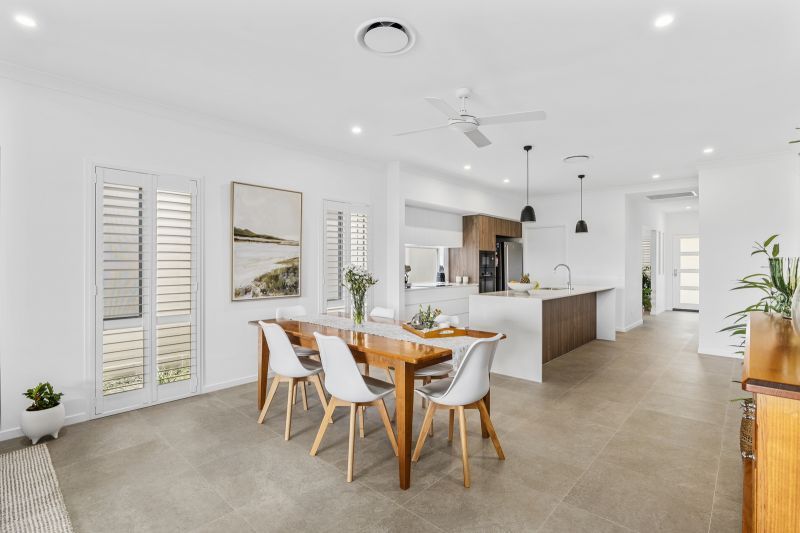 Site 176 - Established Kalbar