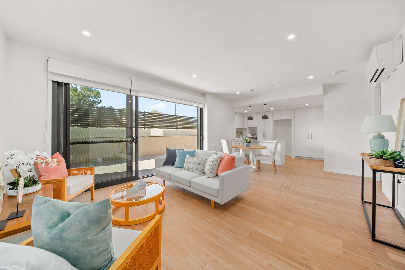 SOLD - Brand new stunning courtyard apartment, ready to move in now