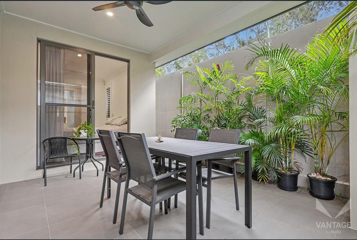Stunning 3 Bed + 2 Car Garage in Luxury Resort-Syle Community