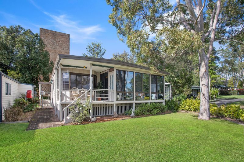 Tranquil Views, Three Bedrooms with Sunroom