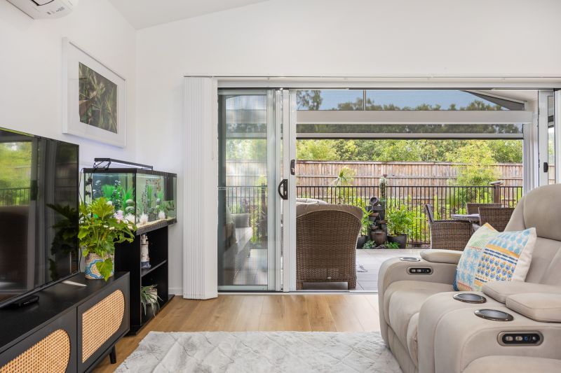 Modern Retreat with Private Alfresco Outlook