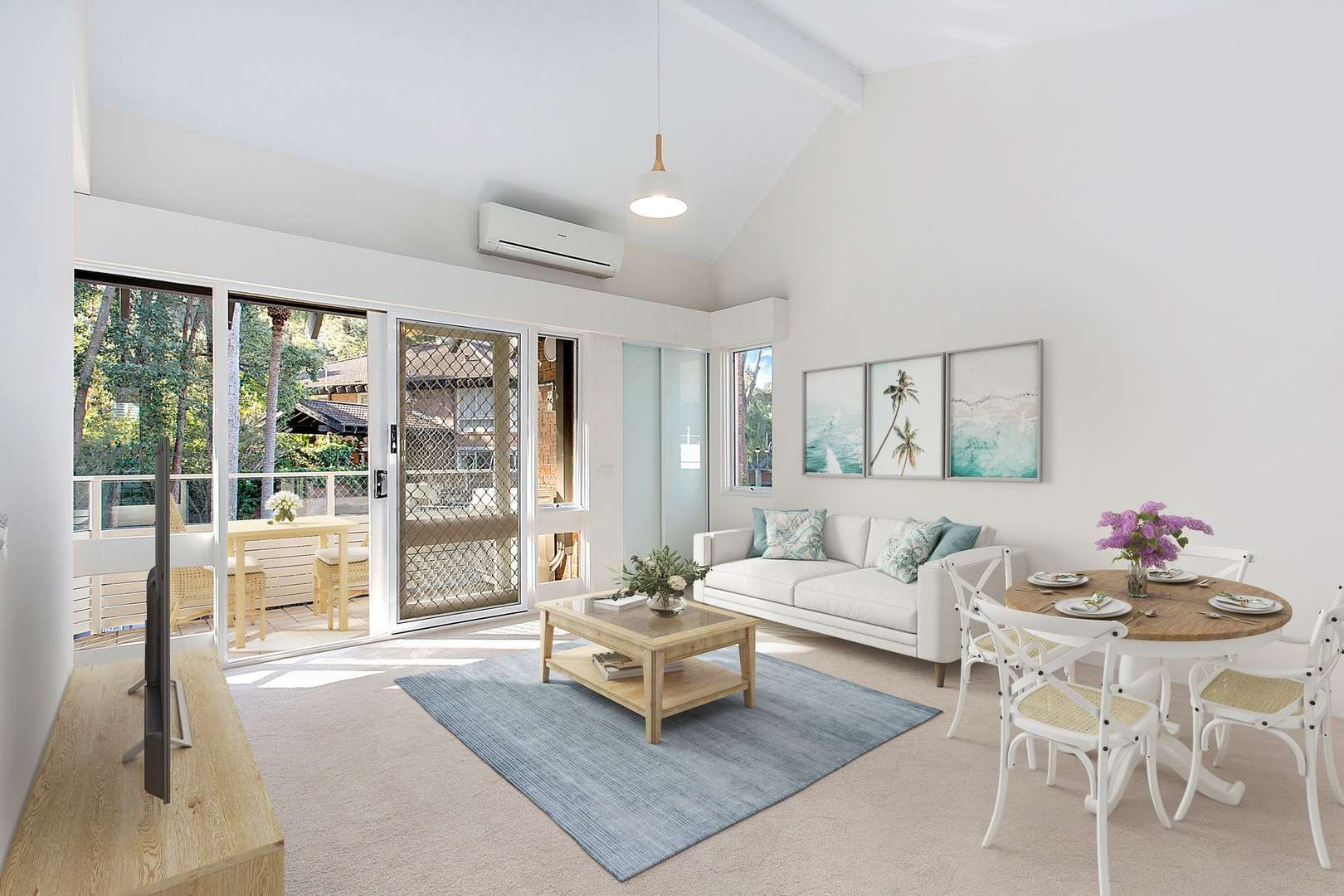 Bright accessible villa close to the amenities