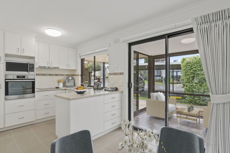 Two bed home with multiple living options