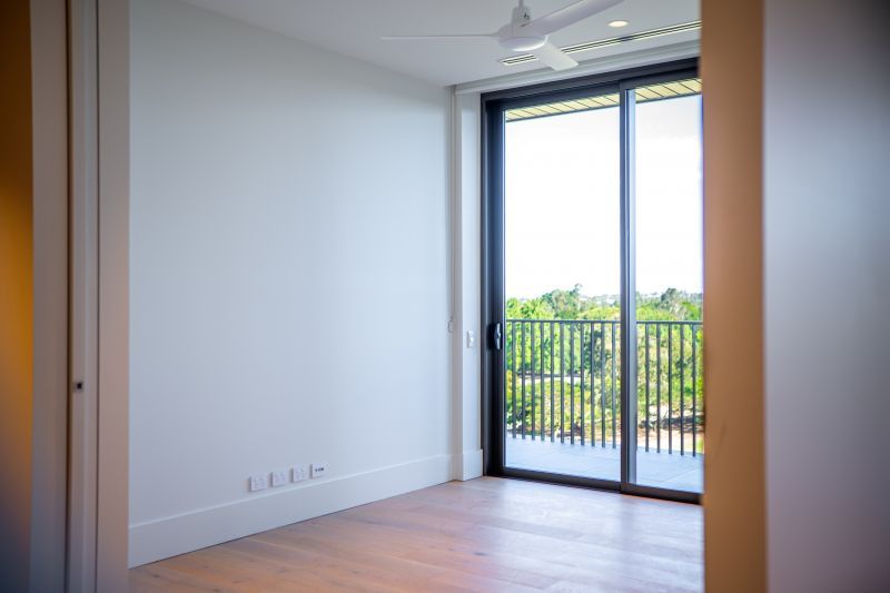 Last Remaining Somerset Penthouse - Spectacular Golf Course Views