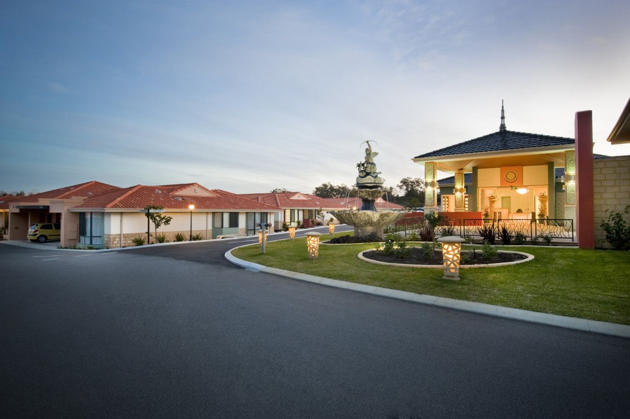 Regents Garden Lake Joondalup - 3 Bedroom Home