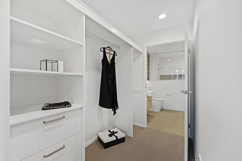 Contemporary east-facing third-floor two-bedroom apartment with reserve views