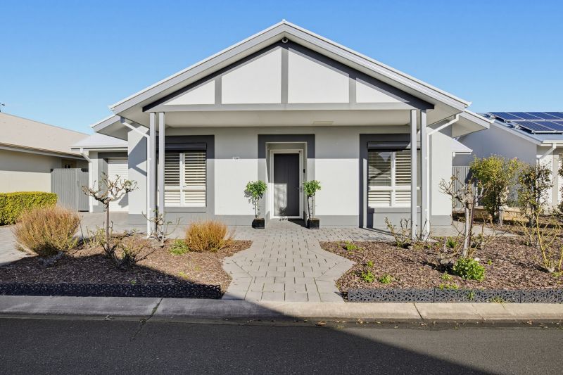 A Bright Home with a Beautiful Atrium