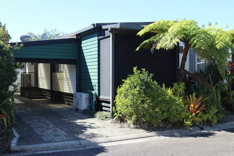 Tasman Holiday Resort - North Star, Over 50's Residential Park