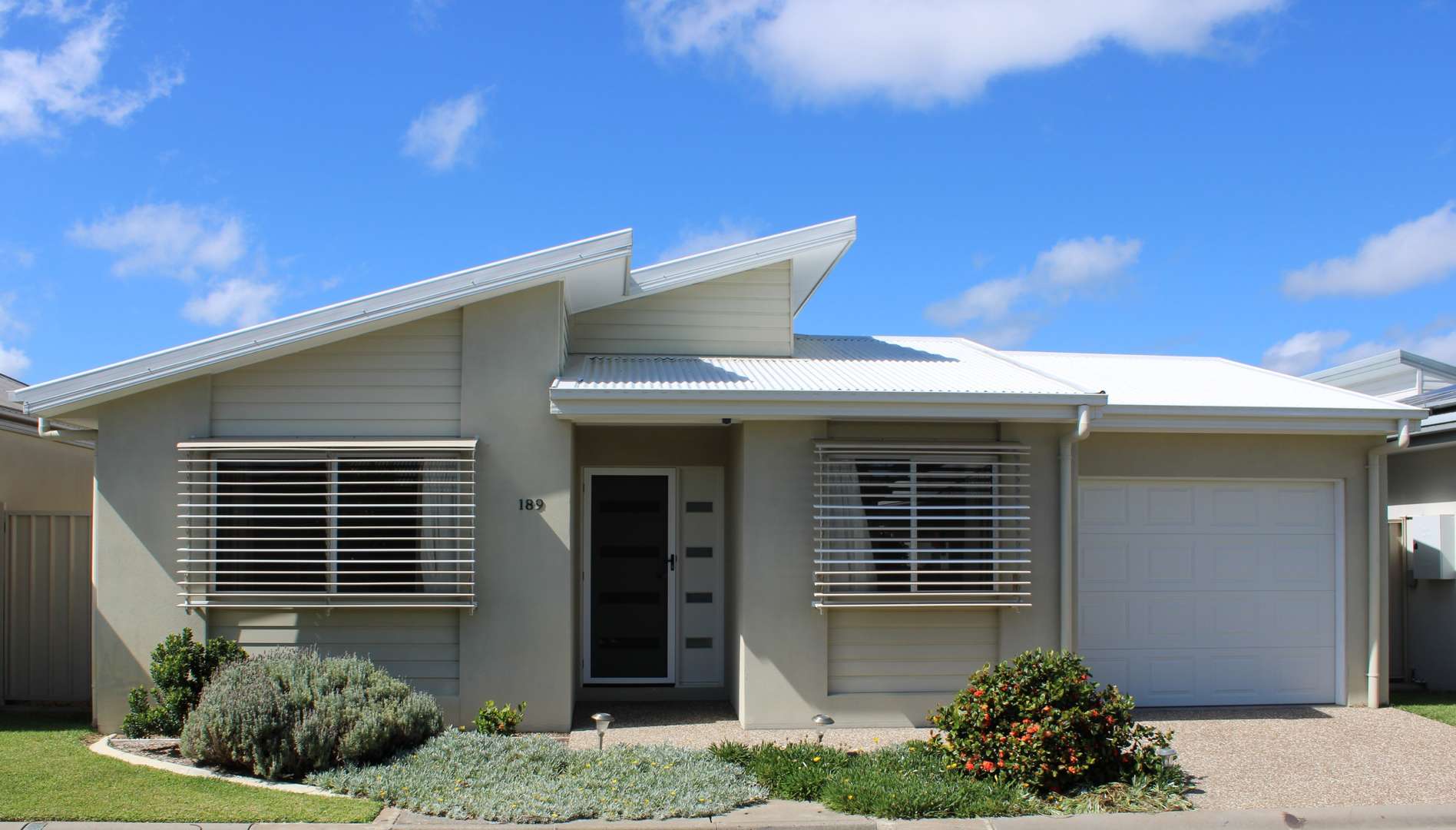 Gorgeous  secure low maintenance home 