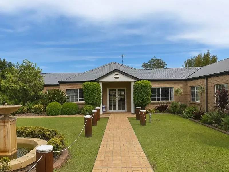 Kincumber Nautical Village - 209 John Hunter Dr