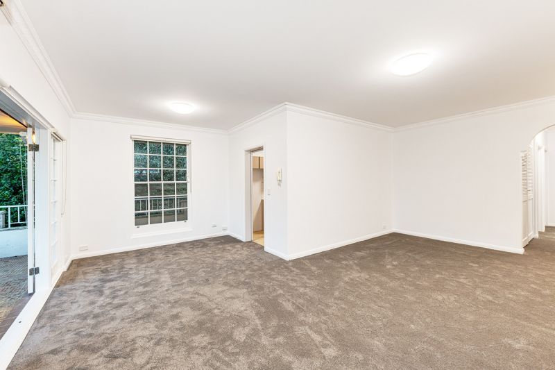 Excellent East Side Location near the Rail with Space and Scope