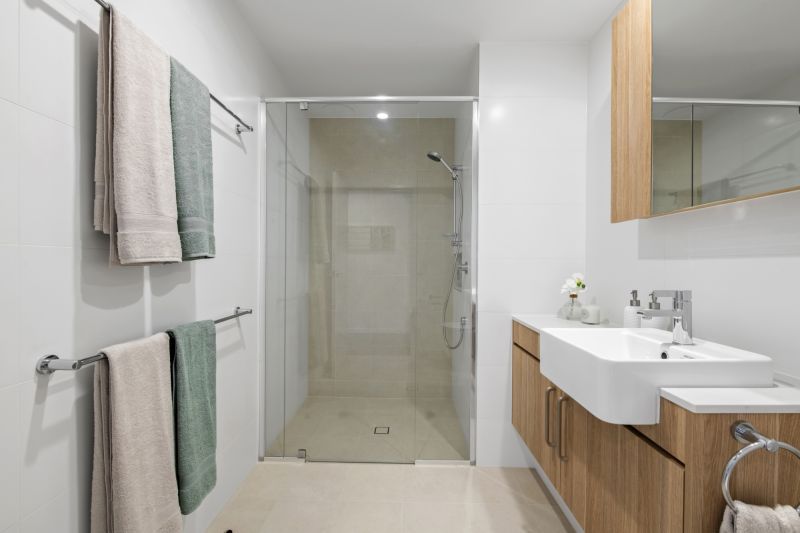 Luxury Top-Floor Living in Central Maroochydore