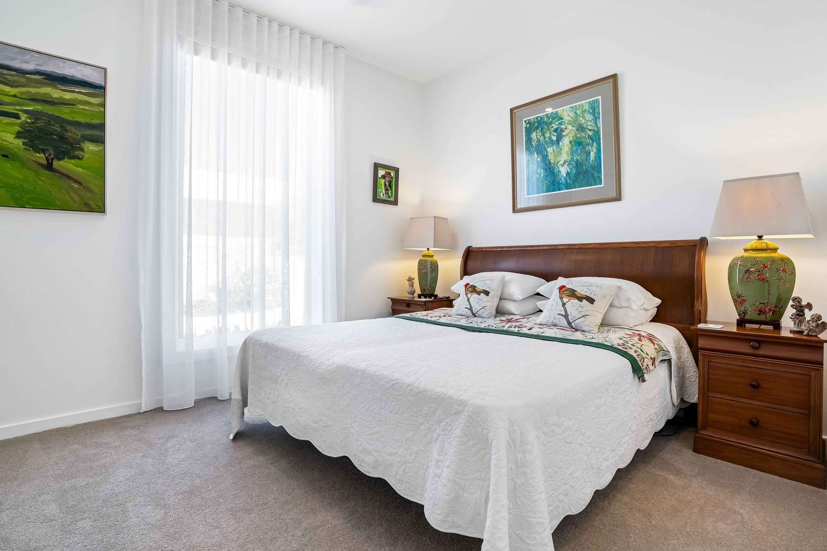 Resale - Home 149 - Tranquil Corner Retreat with Palm Lake Inspired Design