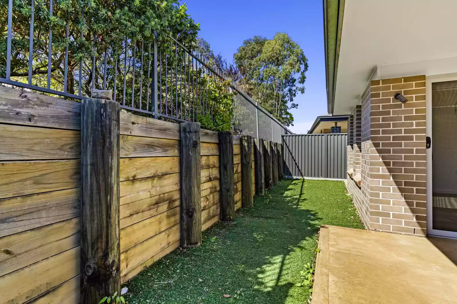 157/100 Gilchrist Drive, Campbelltown