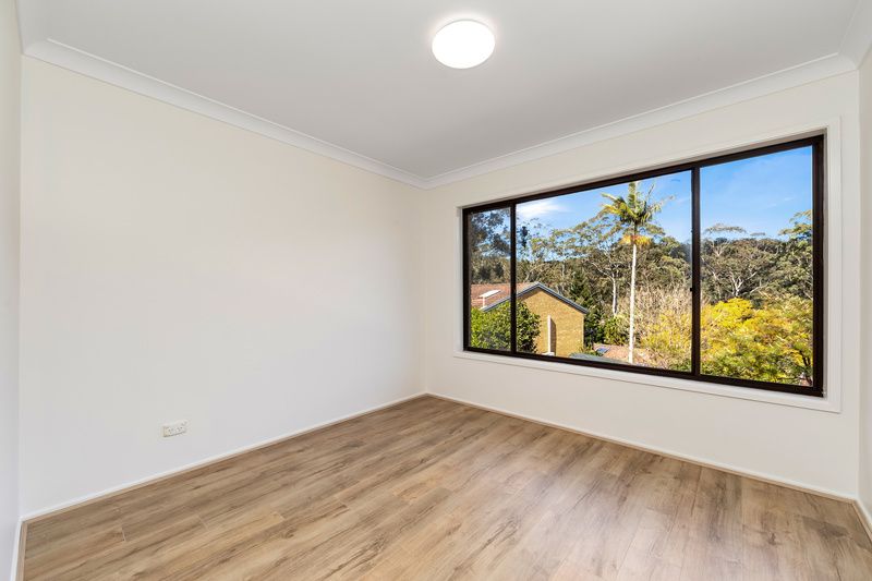 Bush-view Retreat with Open-plan Living and Private Balcony