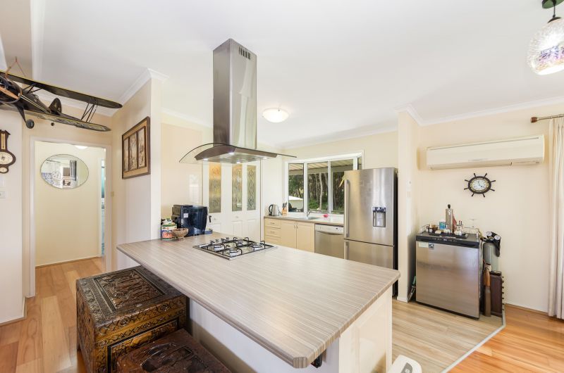 Ranch Style Home – Bushland Views!