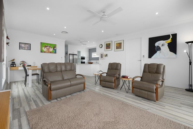 Vibrant, Contemporary Living!