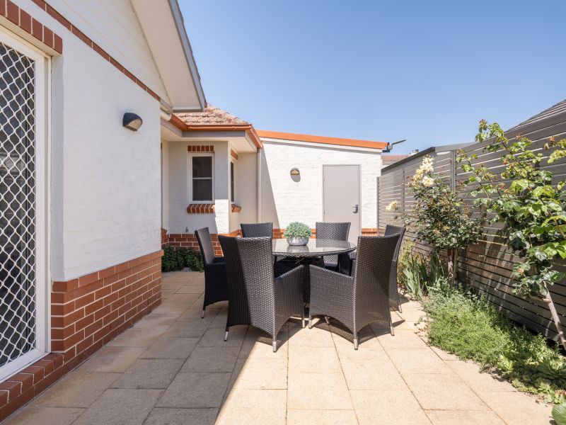 North-Facing Living with Park Views