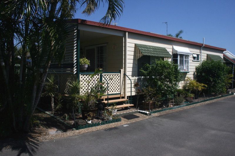 The Palms Village, Over 50’s Pet friendly Lifestyle Village