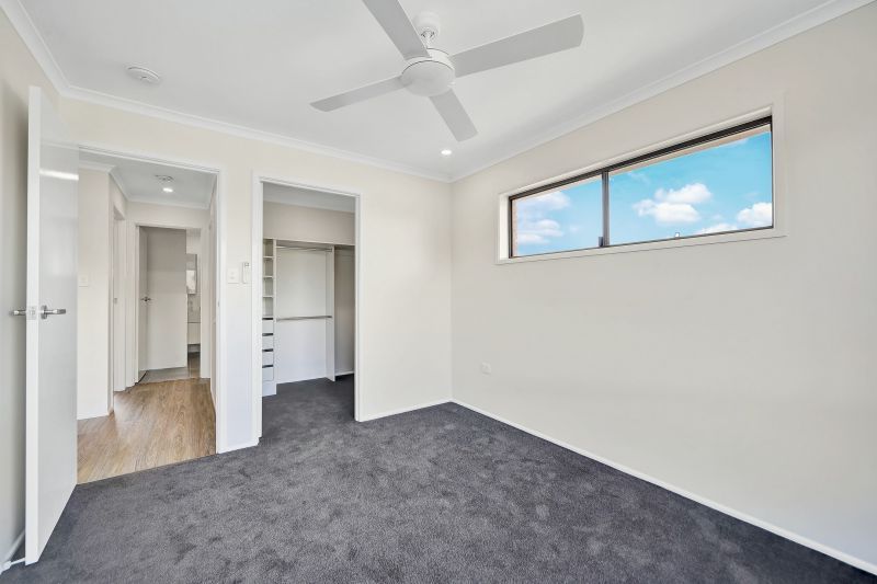 Soothing ocean sounds and coastal breeze!