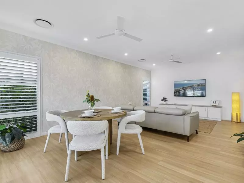 Site 36 - Established Noosa Gold (Hampton Facade)