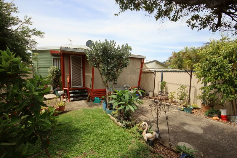 The Palms Village - Over 50’s pet friendly lifestyle village