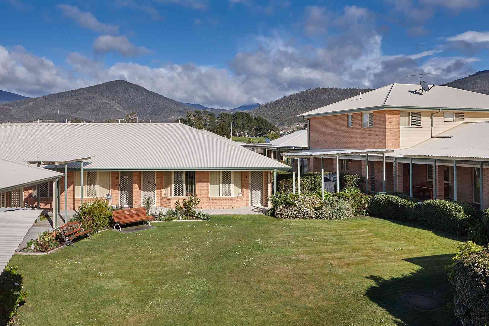 Eureka Claremont Gardens