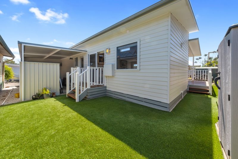 Bright Modern Home with Space for Relaxed Living