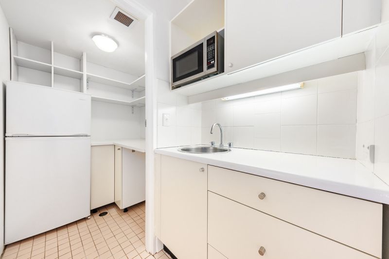 Elevated outlook, North facing Gem