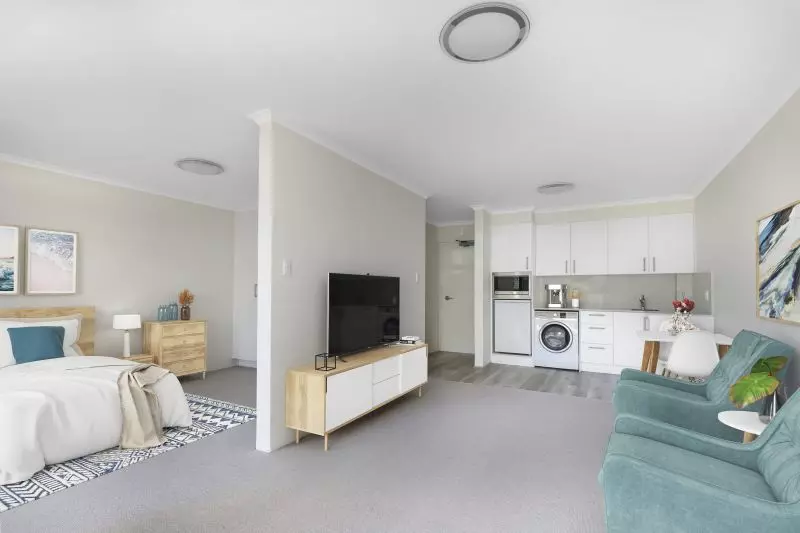 Fully refurbished apartment with chef-prepared meals and cleaning included