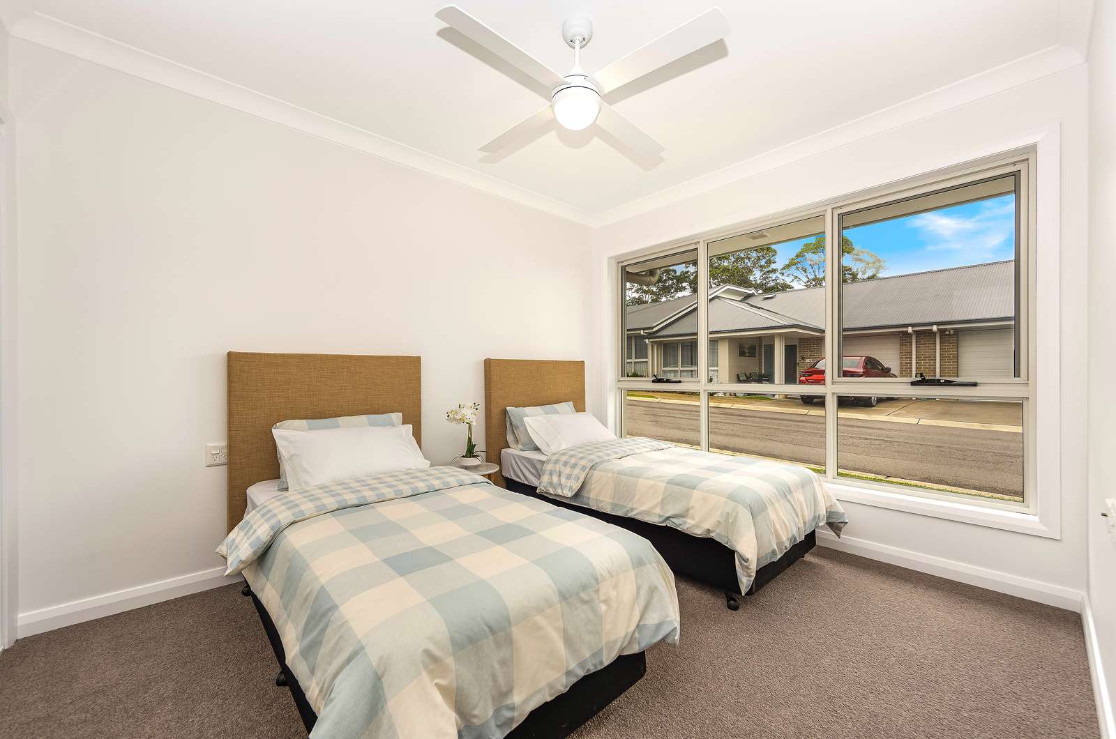 80 Shearwater Drive, Shortland, NSW 2307