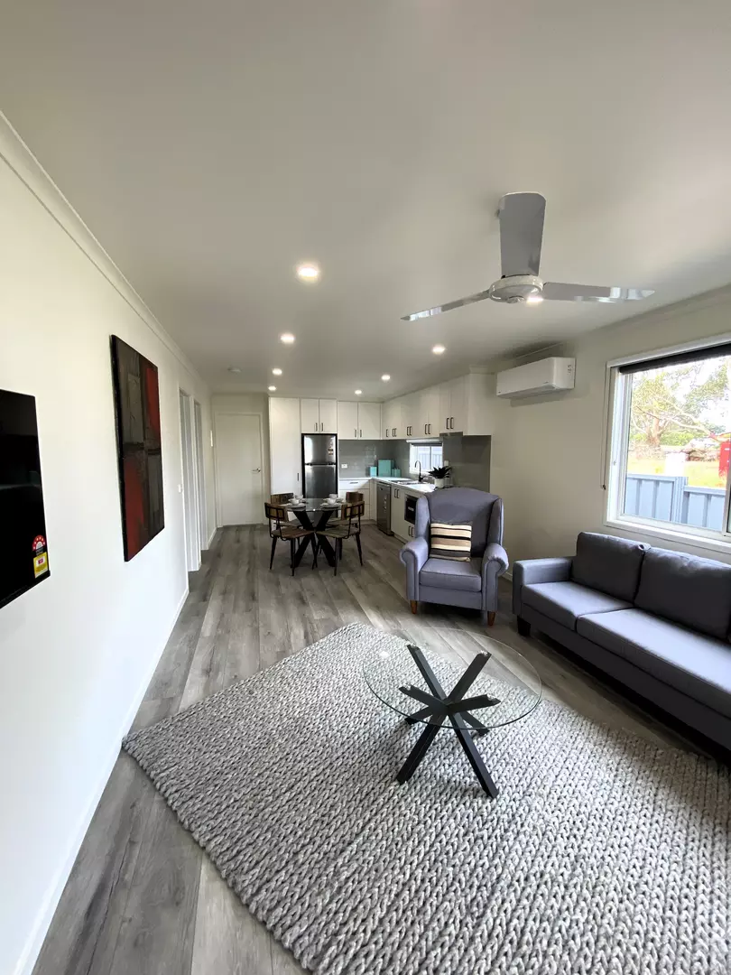 Portland Tourist Park - The Golden Whistler