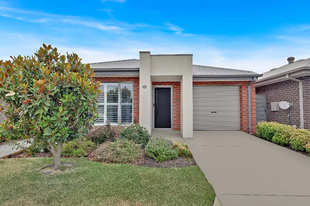 54/5 Harmony Chase, Clyde North