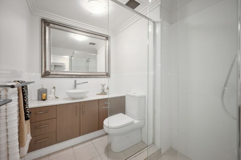 Boutique West Perth Living with Dual Balconies!

Rare Short-Stay Flexibility Moments from the CBD