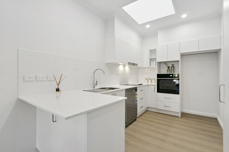 Spacious and Stylish with a Private Garden Courtyard