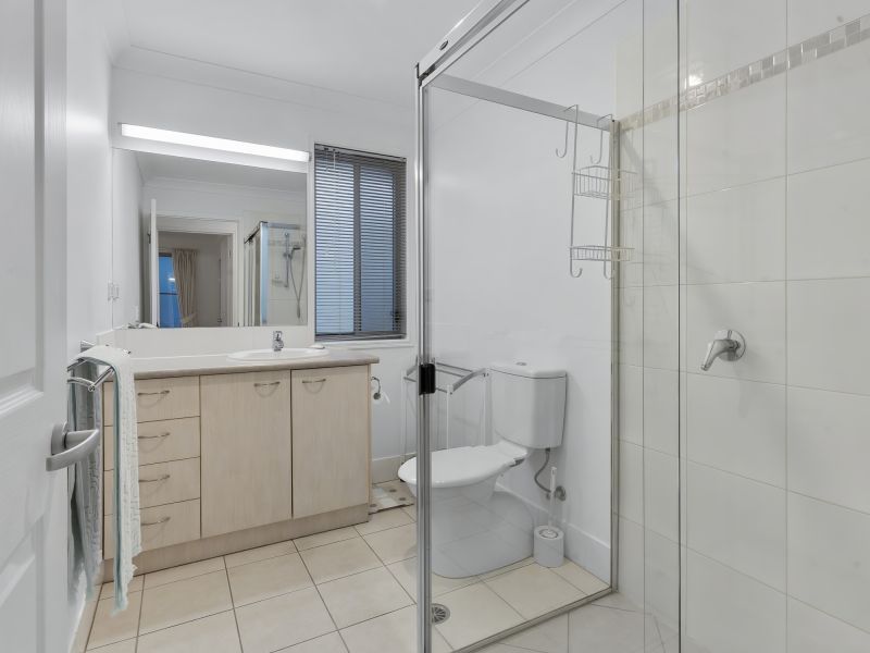 Site 136 - Established Coringa