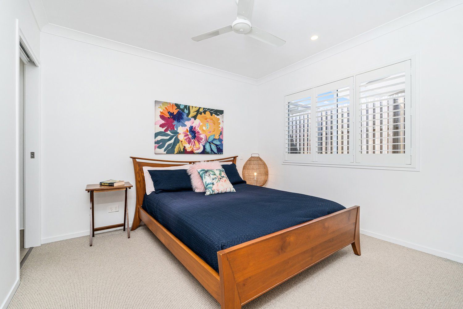Simplicity and Style – Bright Modern Haven