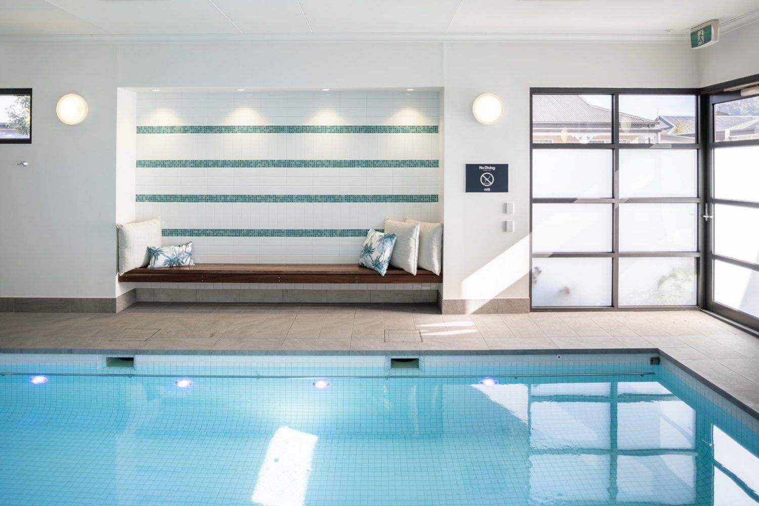 Lifestyle Chelsea Heights - Stylish living, seamless indoor-outdoor entertaining