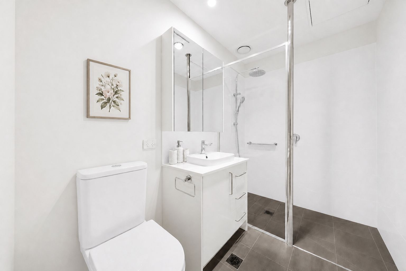 One Bedroom | Apartment 320