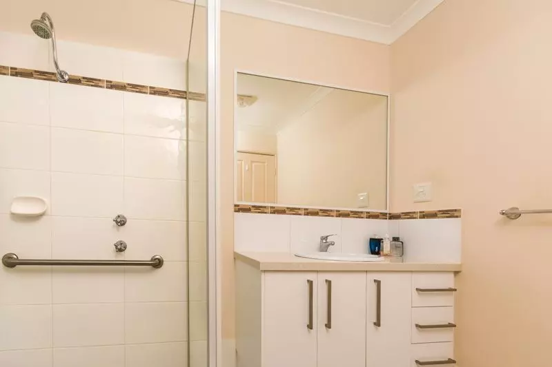 Beautiful Retirement Villa !