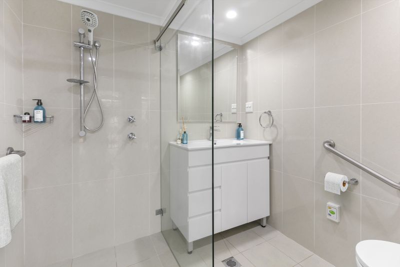 Fully refurbished apartment with chef-prepared meals and cleaning included